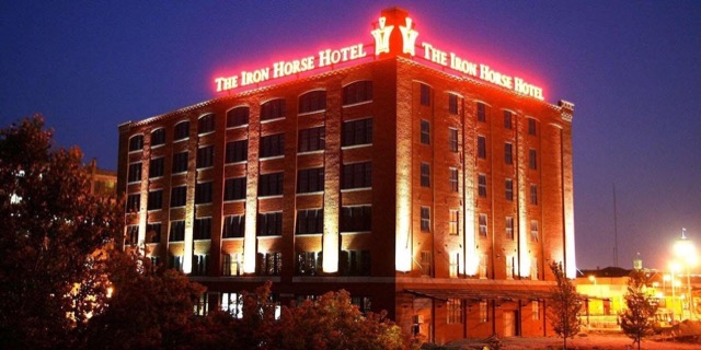 Brewhouse Inn & Suites